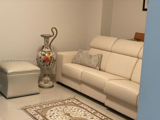 Aventura, Florida, 33180, United States, 2 Bedrooms Bedrooms, ,2 BathroomsBathrooms,Residential,For Sale,1926064