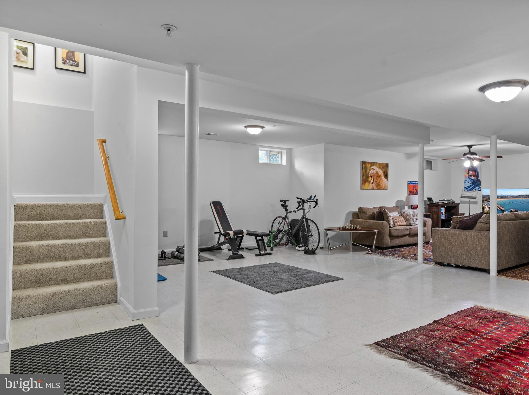 Clinton, Maryland, 20735, United States, 5 Bedrooms Bedrooms, ,4 BathroomsBathrooms,Residential,For Sale,2005759