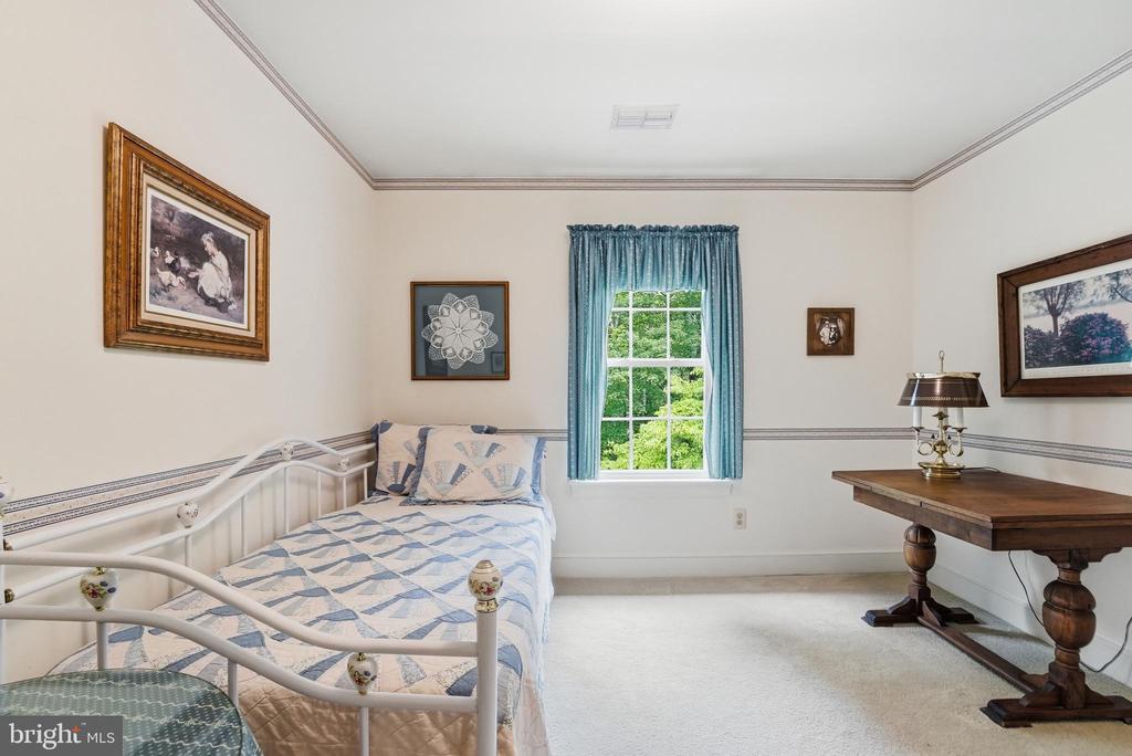 Warrenton, Virginia, 20187, United States, 4 Bedrooms Bedrooms, ,3 BathroomsBathrooms,Residential,For Sale,2048505