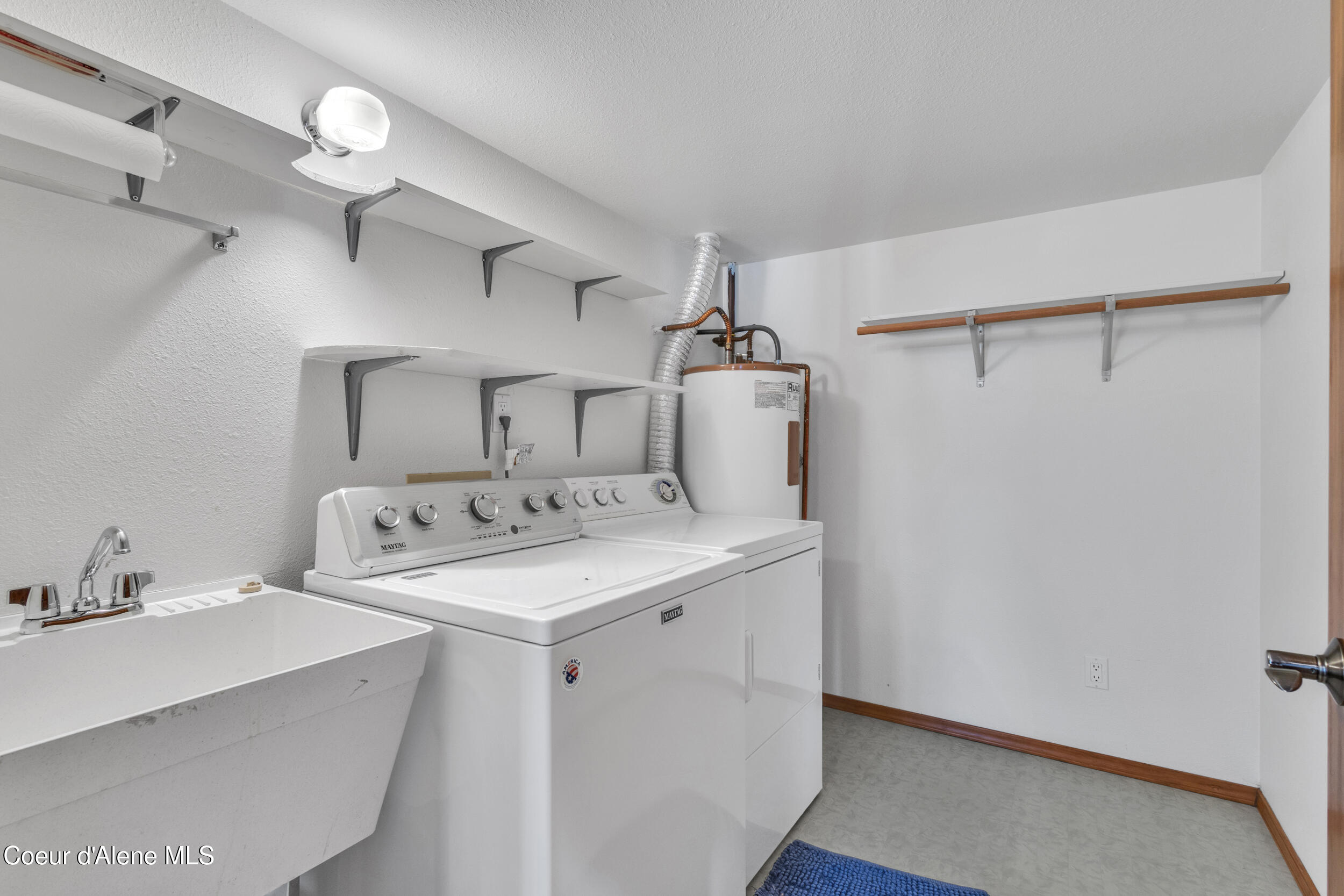 Harrison, Idaho, 83833, United States, 3 Bedrooms Bedrooms, ,3 BathroomsBathrooms,Residential,For Sale,2041876