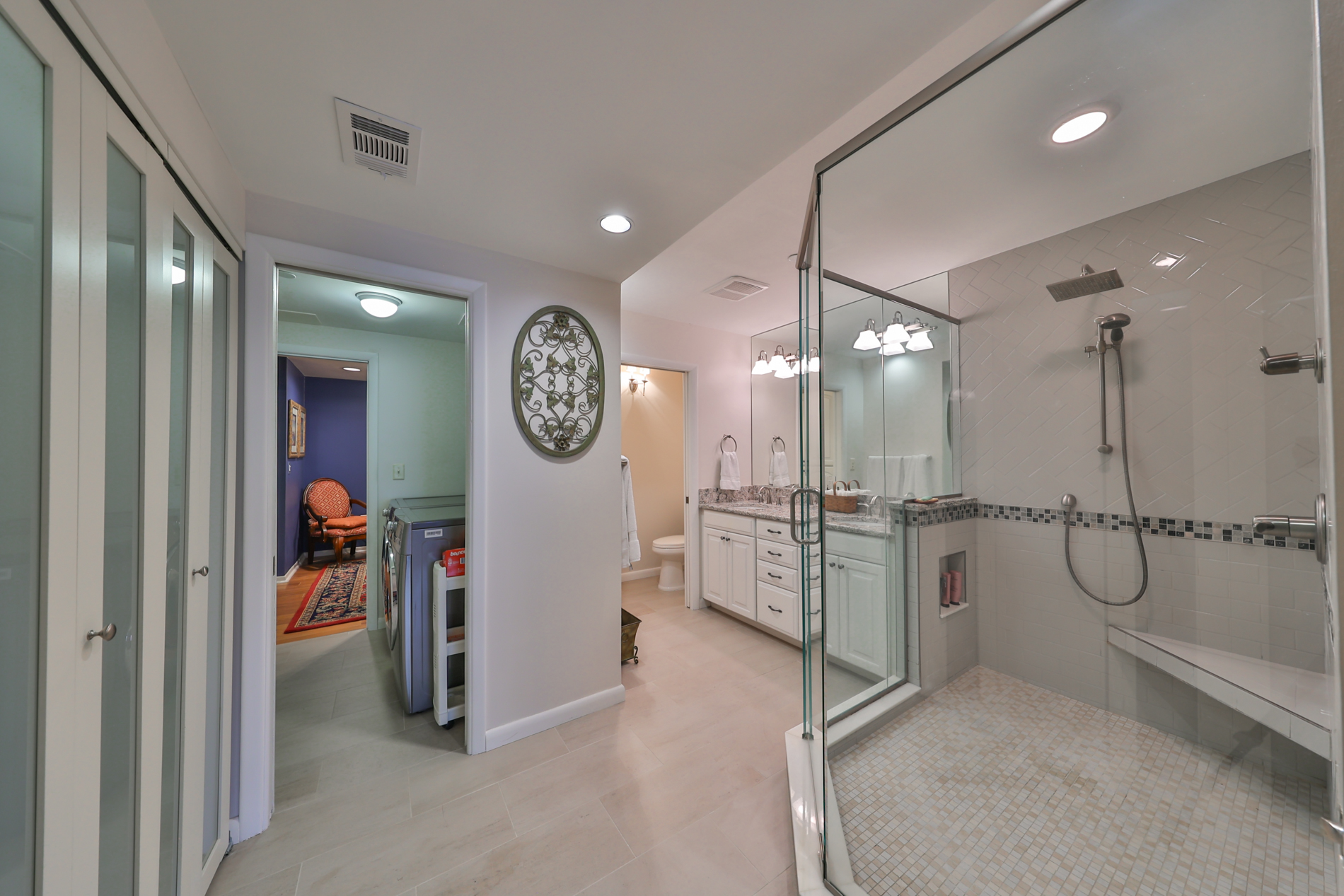 St Petersburg, Florida, 33701, United States, 3 Bedrooms Bedrooms, ,3 BathroomsBathrooms,Residential,For Sale,1924192