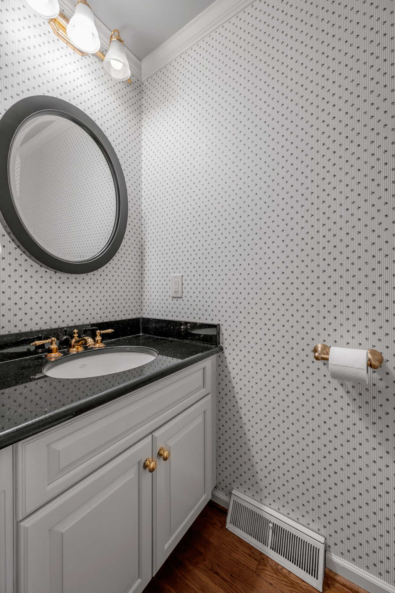  2071 Manor Drive - 物件實景