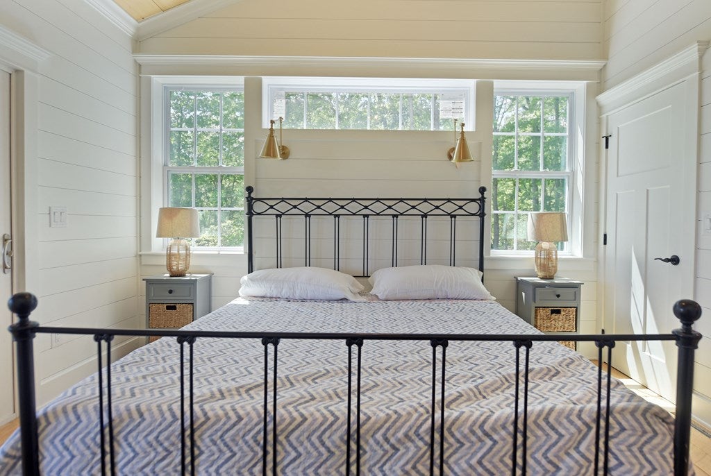 Blue Ridge, Georgia, 30513, United States, 2 Bedrooms Bedrooms, ,2 BathroomsBathrooms,Residential,For Sale,1805607