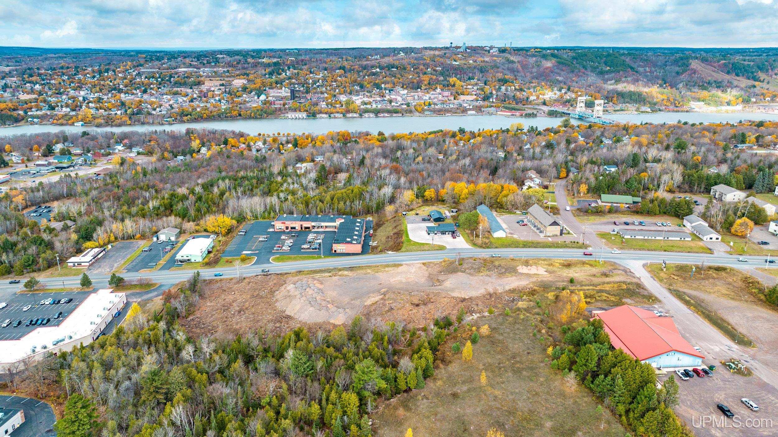 Houghton, Michigan, 49931, United States, ,Residential,For Sale,1923073