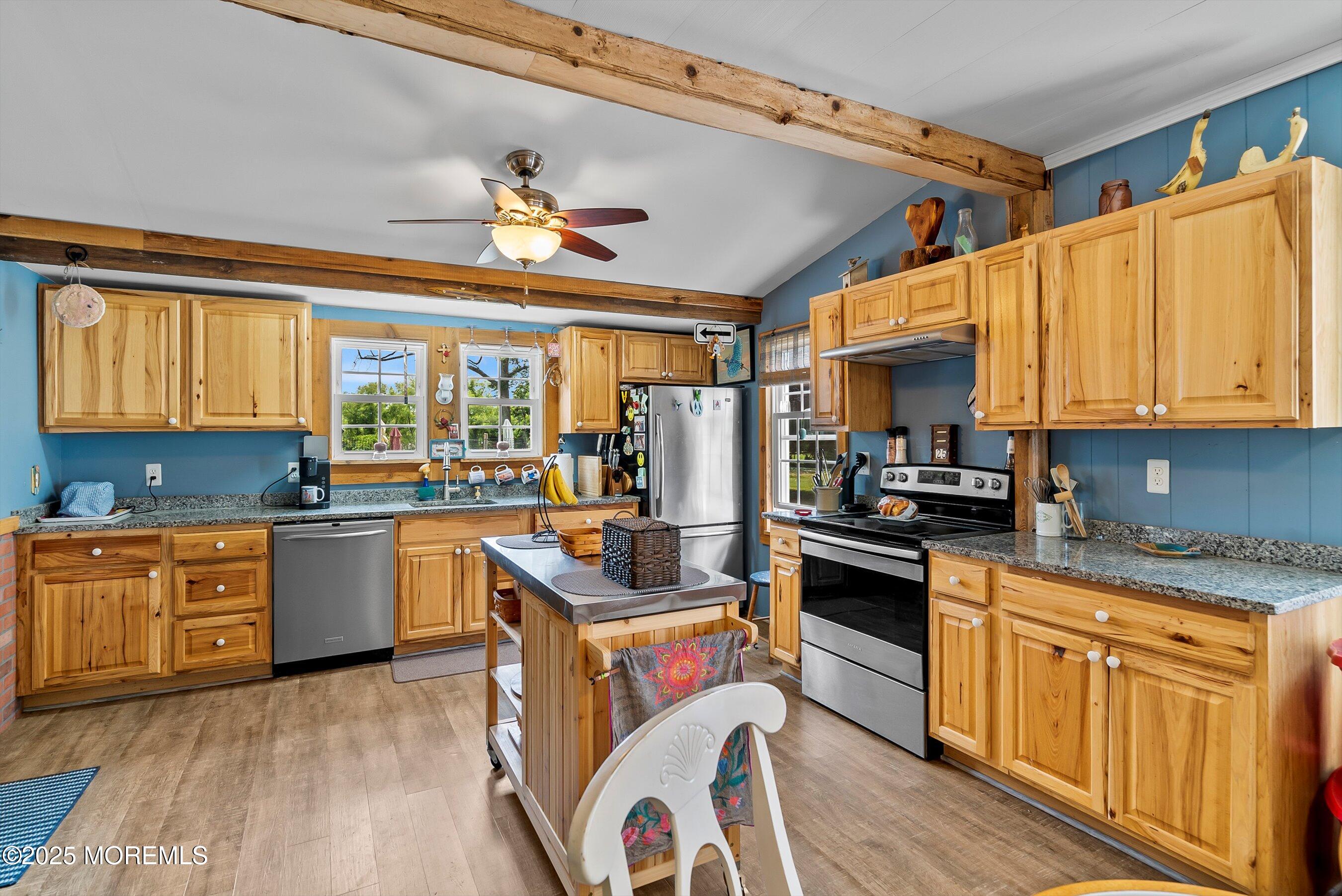 Port Republic, New Jersey, 08241, United States, 5 Bedrooms Bedrooms, ,3 BathroomsBathrooms,Residential,For Sale,1881694