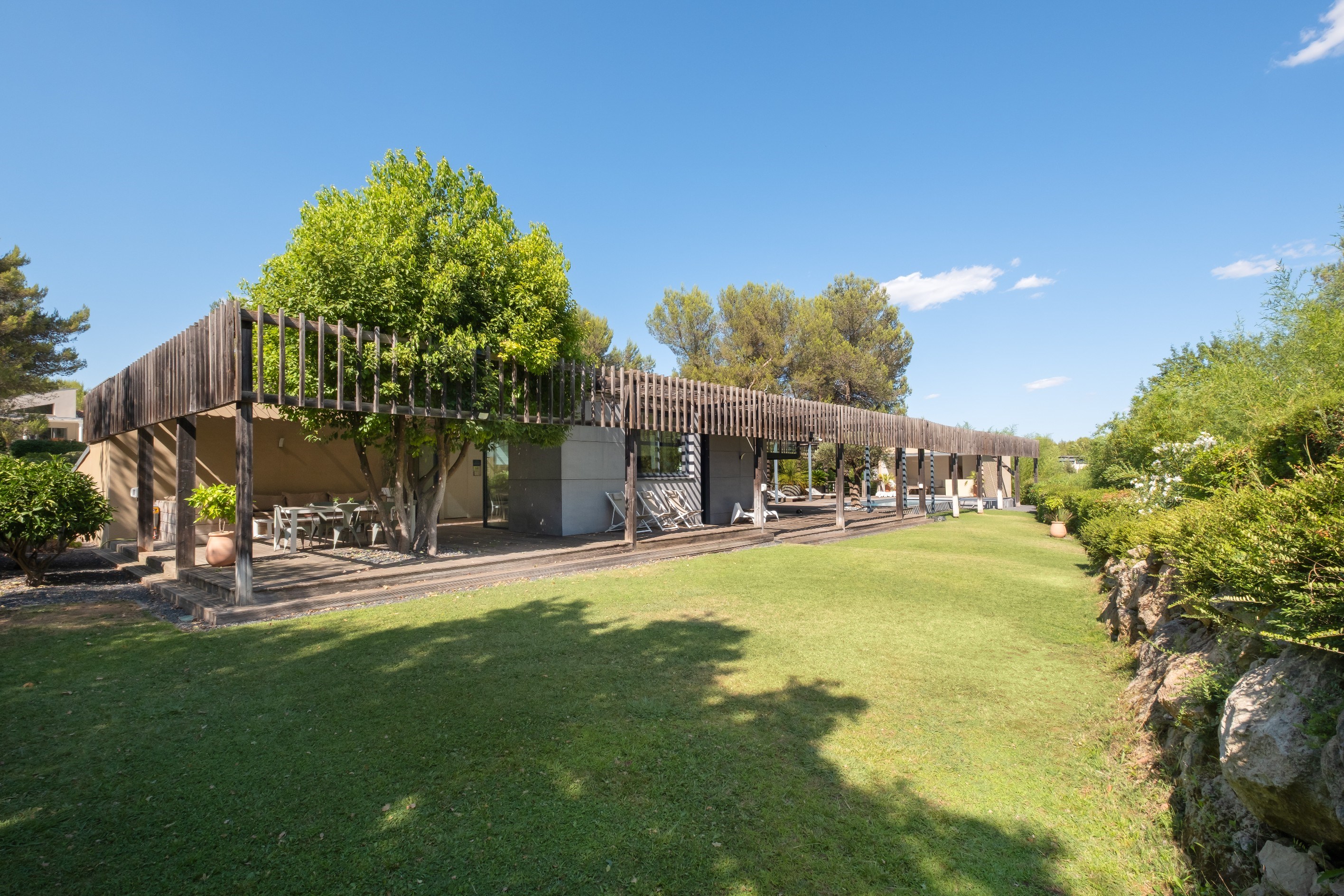  An Exceptional Architect-Designed Villa on the Outskirts of Montpellier - 物件實景