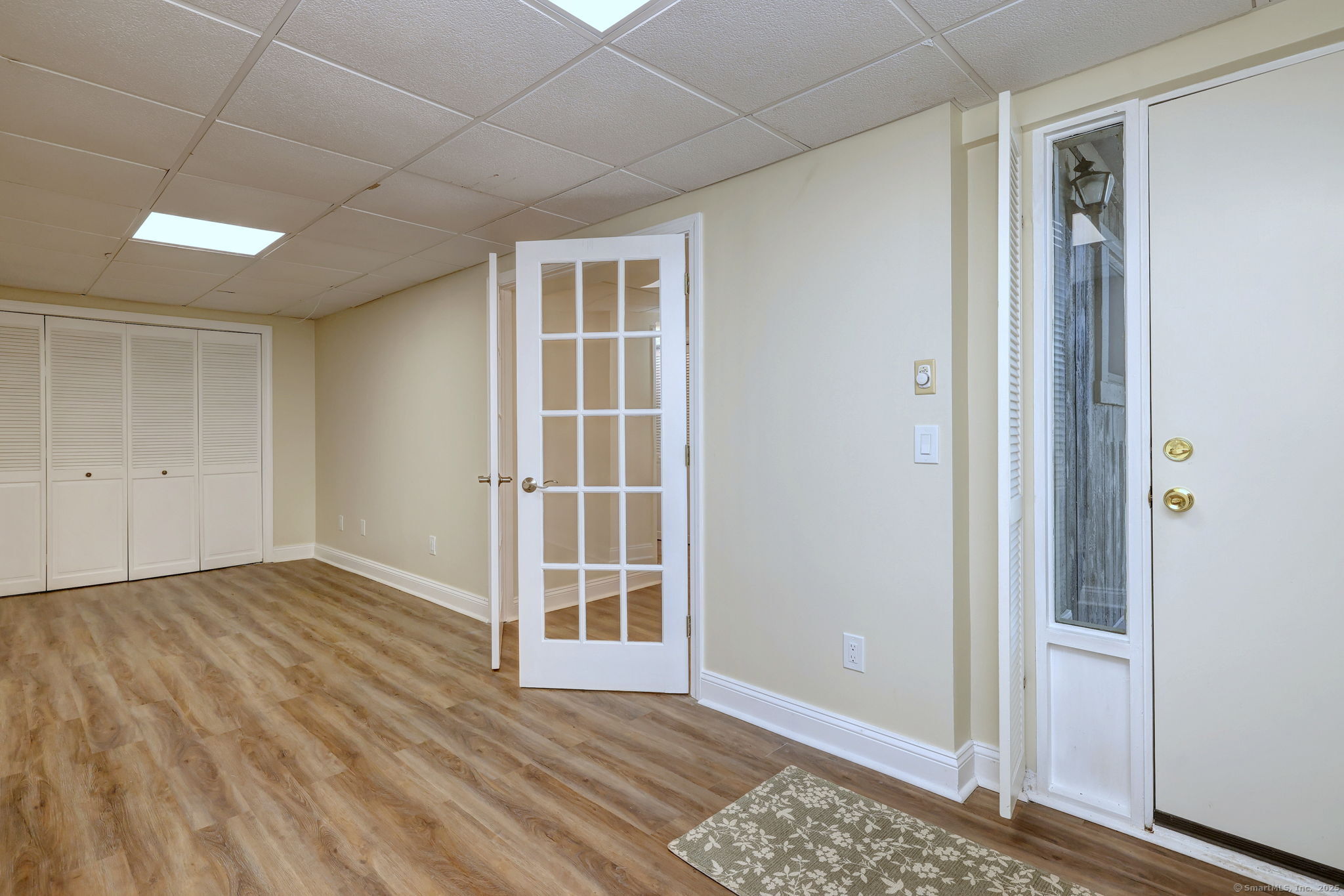 Stratford, Connecticut, 06614, United States, 1 Bedroom Bedrooms, ,3 BathroomsBathrooms,Residential,For Sale,1925931