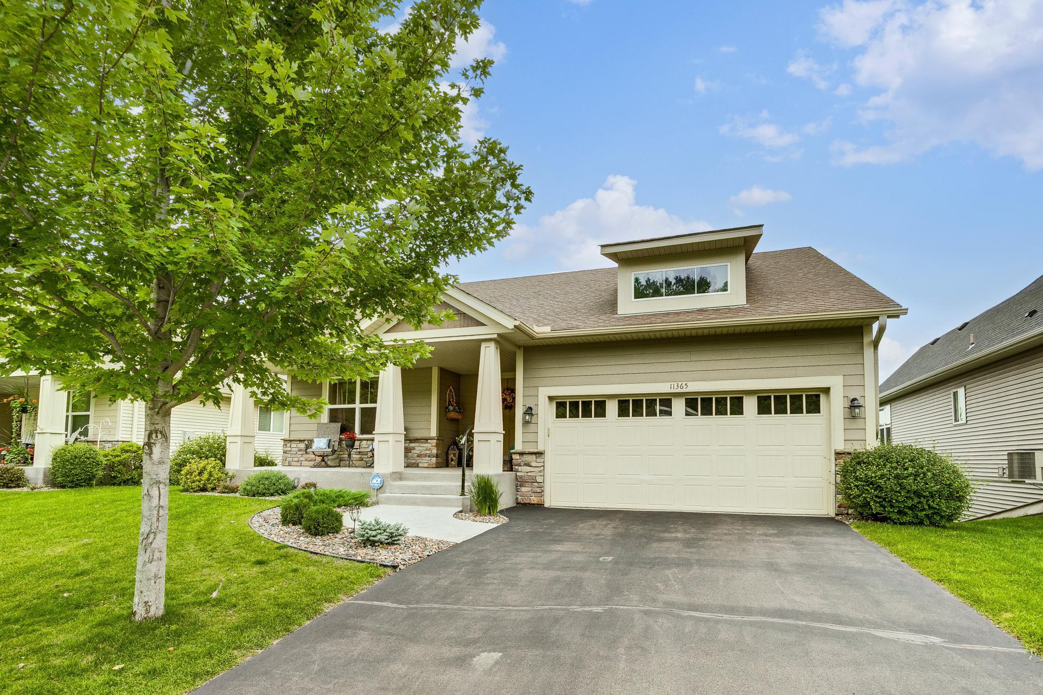 Blaine, Minnesota, 55434, United States, 3 Bedrooms Bedrooms, ,2 BathroomsBathrooms,Residential,For Sale,1933012