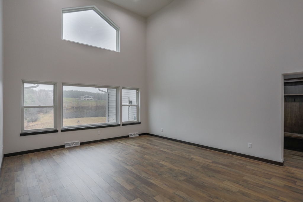 Wausau, Wisconsin, 54403, United States, 6 Bedrooms Bedrooms, ,4 BathroomsBathrooms,Residential,For Sale,1819145