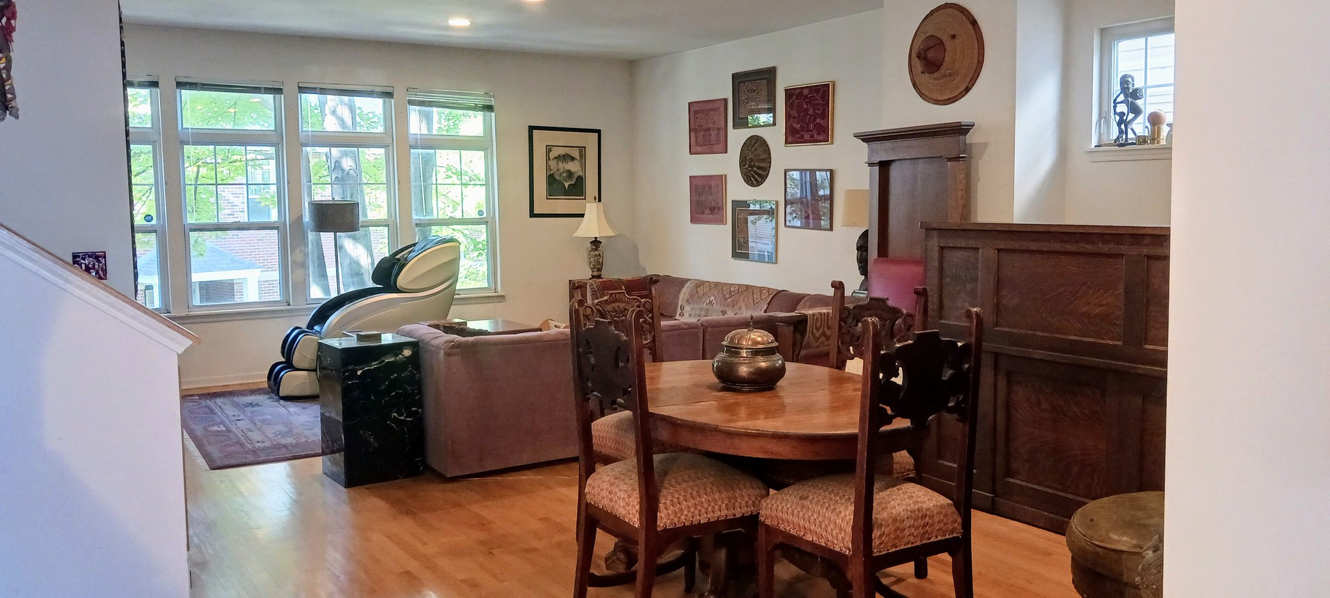 Chicago, Illinois, 60615, United States, 3 Bedrooms Bedrooms, ,3 BathroomsBathrooms,Residential,For Sale,2034443