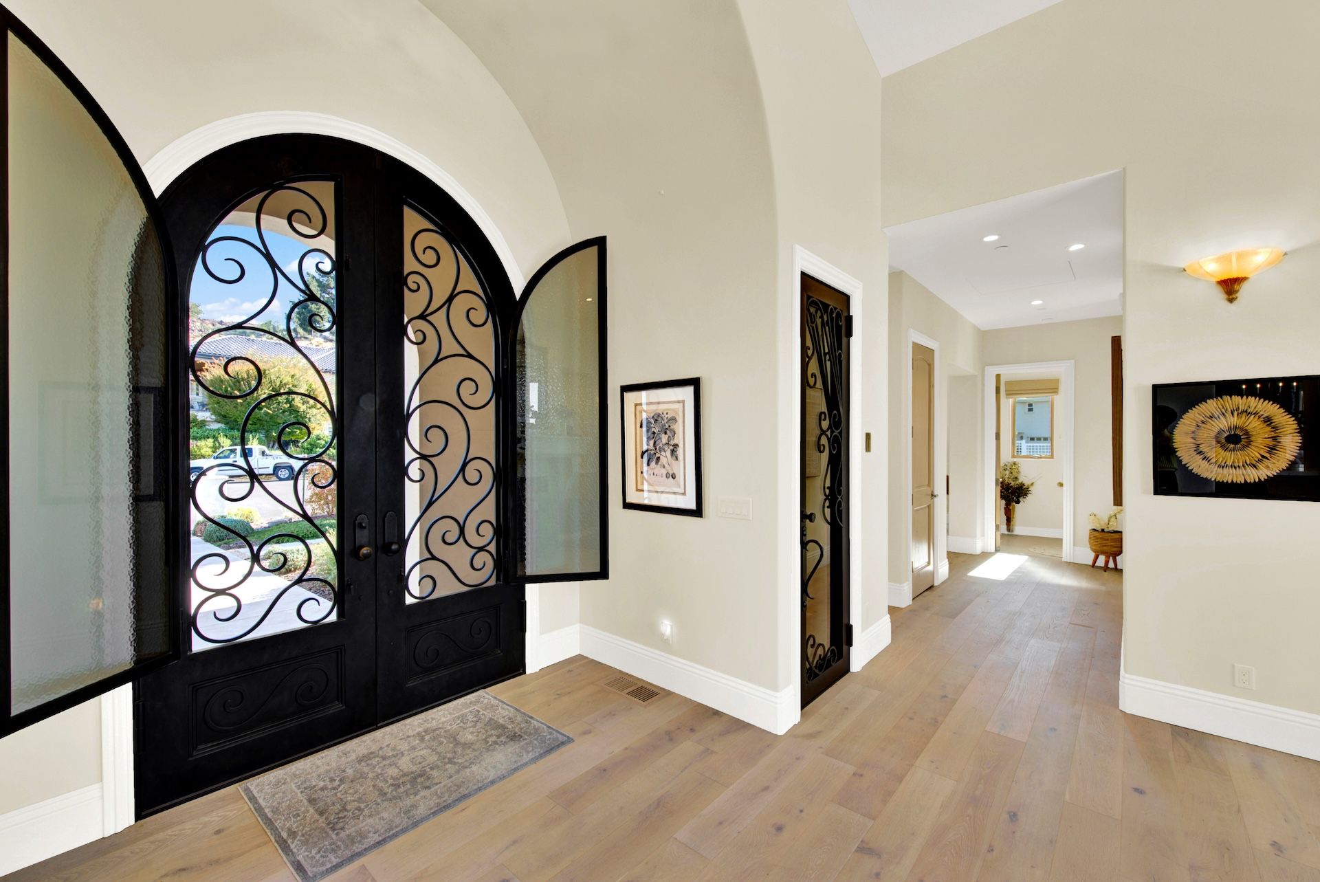  Mediterranean-Inspired Silverado Crest Home - 物件實景