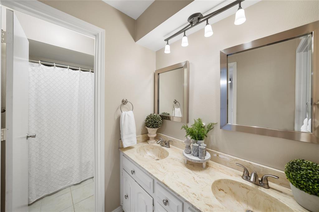 Dallas, Texas, 75248, United States, 3 Bedrooms Bedrooms, ,3 BathroomsBathrooms,Residential,For Sale,1971197