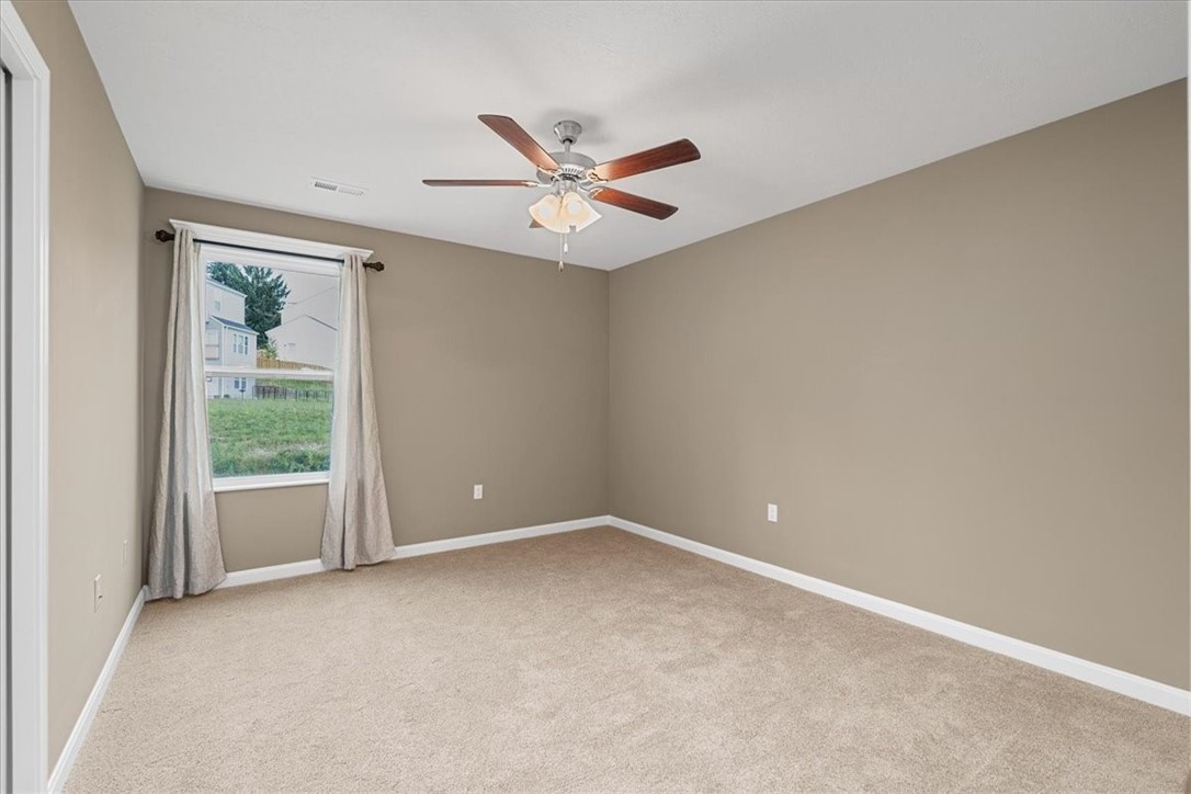 Franklin Park, Pennsylvania, 15143, United States, 4 Bedrooms Bedrooms, ,4 BathroomsBathrooms,Residential,For Sale,1882499