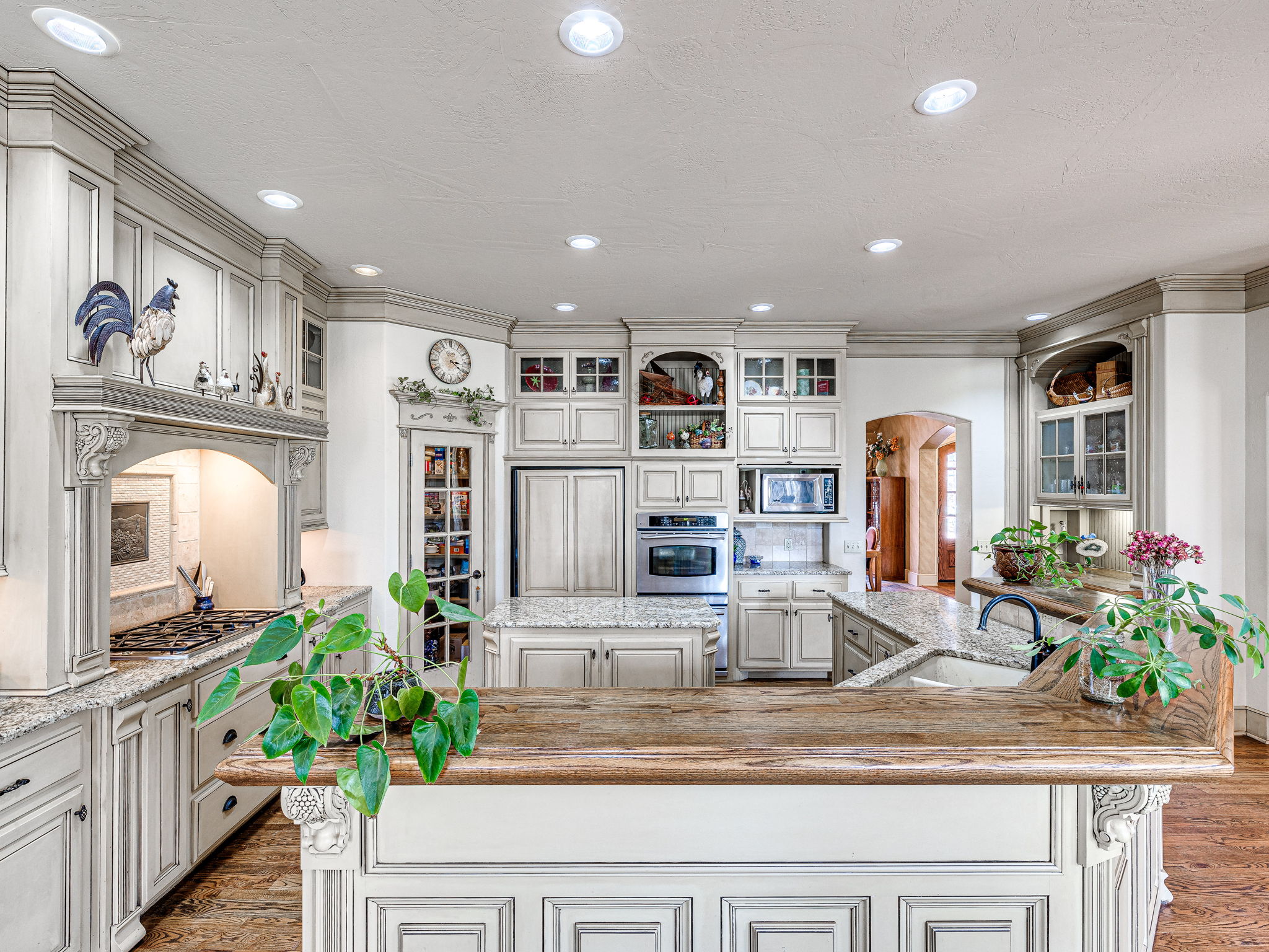 Edmond, Oklahoma, 73003, United States, 3 Bedrooms Bedrooms, ,3 BathroomsBathrooms,Residential,For Sale,1907652