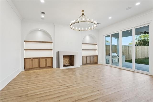 Metairie, Louisiana, 70005, United States, 5 Bedrooms Bedrooms, ,4 BathroomsBathrooms,Residential,For Sale,1990394