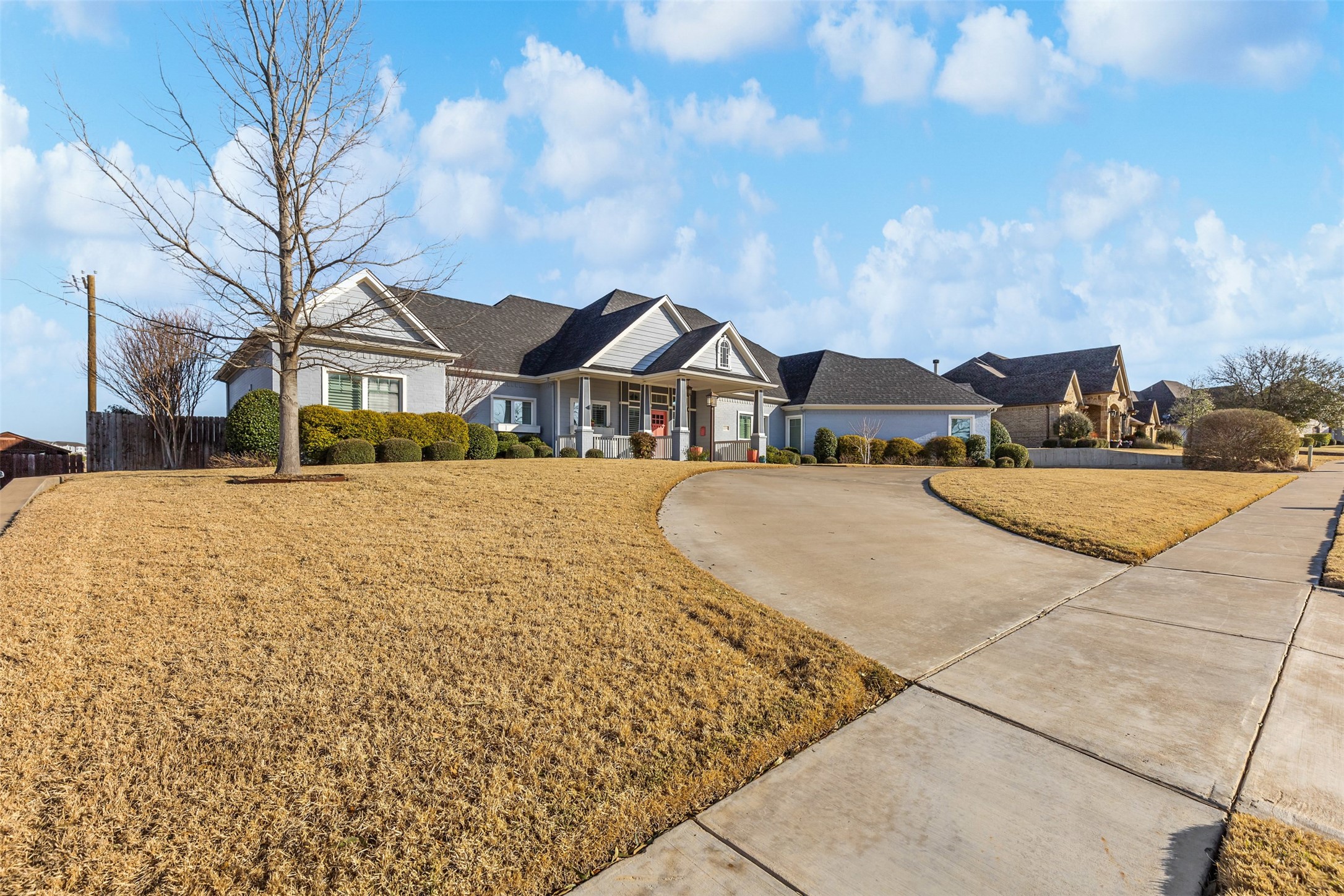 Cleburne, Texas, 76033, United States, 4 Bedrooms Bedrooms, ,3 BathroomsBathrooms,Residential,For Sale,1940352