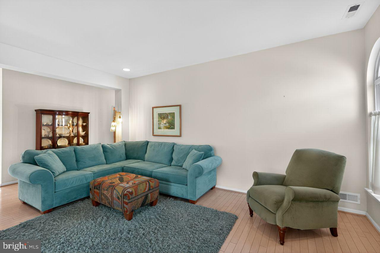 Marlton, New Jersey, 08053, United States, 2 Bedrooms Bedrooms, ,2 BathroomsBathrooms,Residential,For Sale,1994693