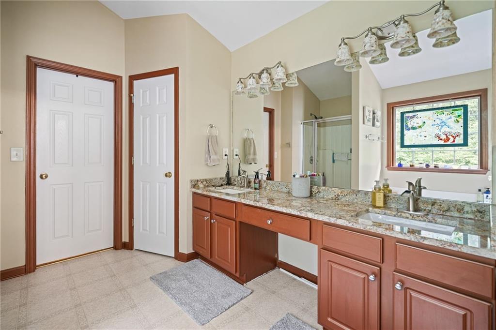 Buford, Georgia, 30518, United States, 6 Bedrooms Bedrooms, ,4 BathroomsBathrooms,Residential,For Sale,1905745