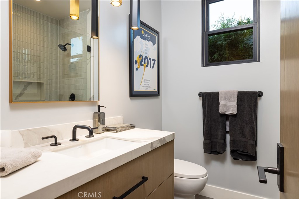 Corona del Mar, California, 92625, United States, 3 Bedrooms Bedrooms, ,4 BathroomsBathrooms,Residential,For Sale,1837053
