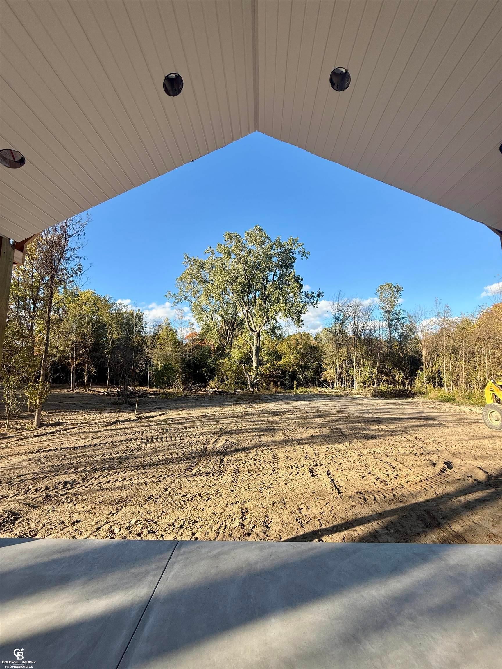 Saint Clair, Michigan, 48079, United States, 5 Bedrooms Bedrooms, ,3 BathroomsBathrooms,Residential,For Sale,1868315