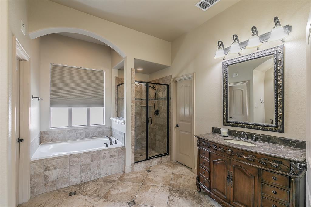 Fort Worth, Texas, 76179, United States, 5 Bedrooms Bedrooms, ,3 BathroomsBathrooms,Residential,For Sale,1915477