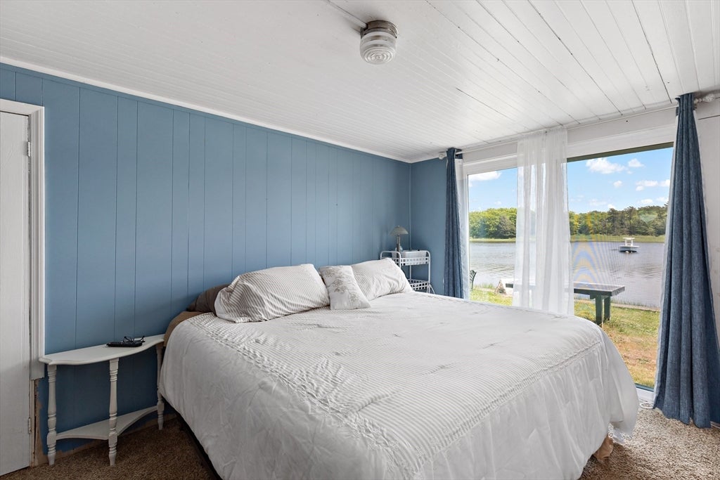 Marion, Massachusetts, 02738, United States, 4 Bedrooms Bedrooms, ,2 BathroomsBathrooms,Residential,For Sale,1851346