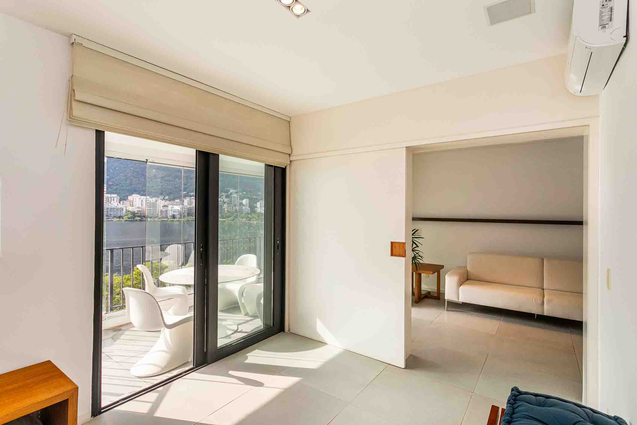  1,076 sq. ft apartment with panoramic Lagoa views and signed design - 物件實景