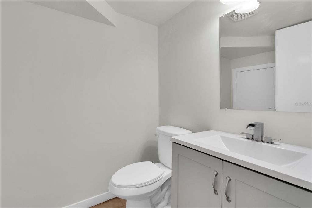 Tampa, Florida, 33629, United States, 2 Bedrooms Bedrooms, ,3 BathroomsBathrooms,Residential,For Sale,1858251