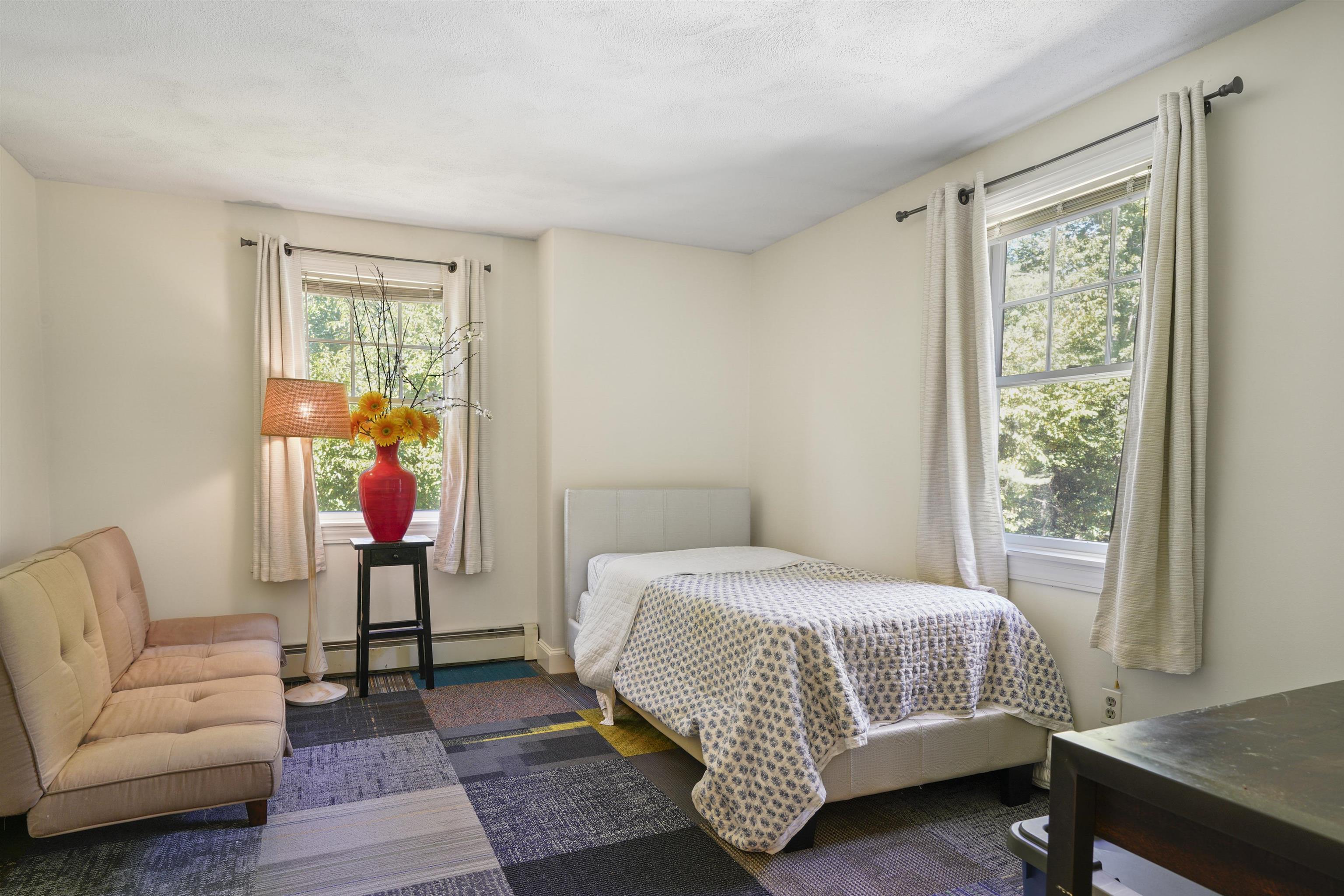 Plaistow, New Hampshire, 03865, United States, 4 Bedrooms Bedrooms, ,3 BathroomsBathrooms,Residential,For Sale,1987491