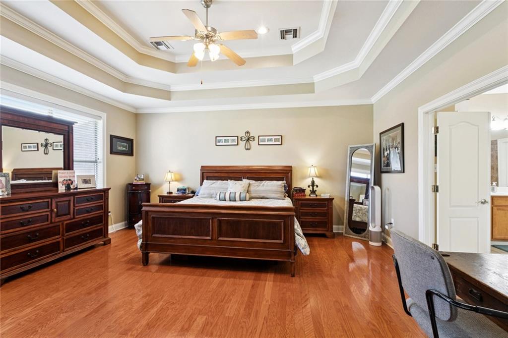 Harvey, Louisiana, 70058, United States, 4 Bedrooms Bedrooms, ,4 BathroomsBathrooms,Residential,For Sale,1919980