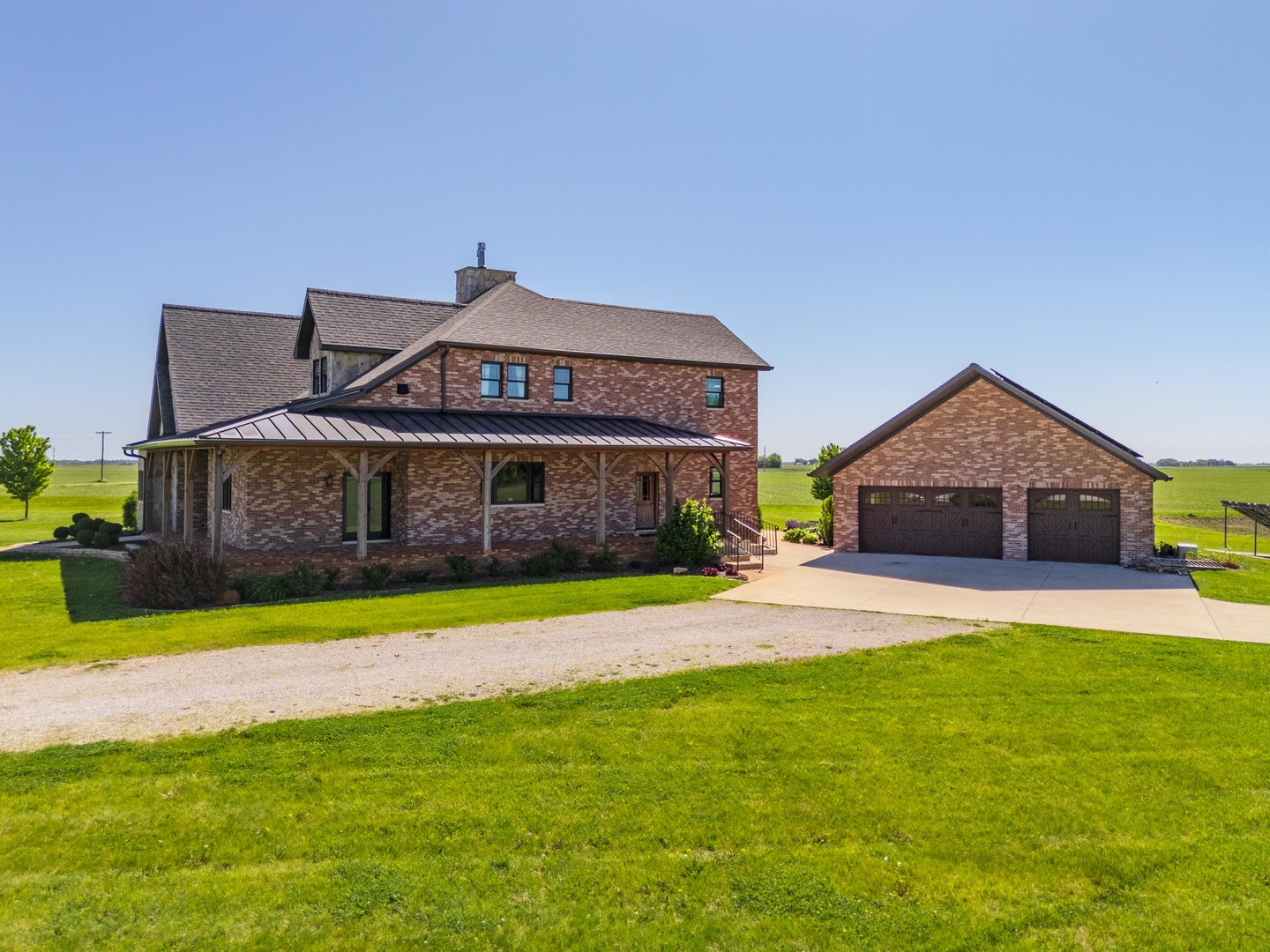 Hudson, Illinois, 61748, United States, 3 Bedrooms Bedrooms, ,5 BathroomsBathrooms,Residential,For Sale,1987913