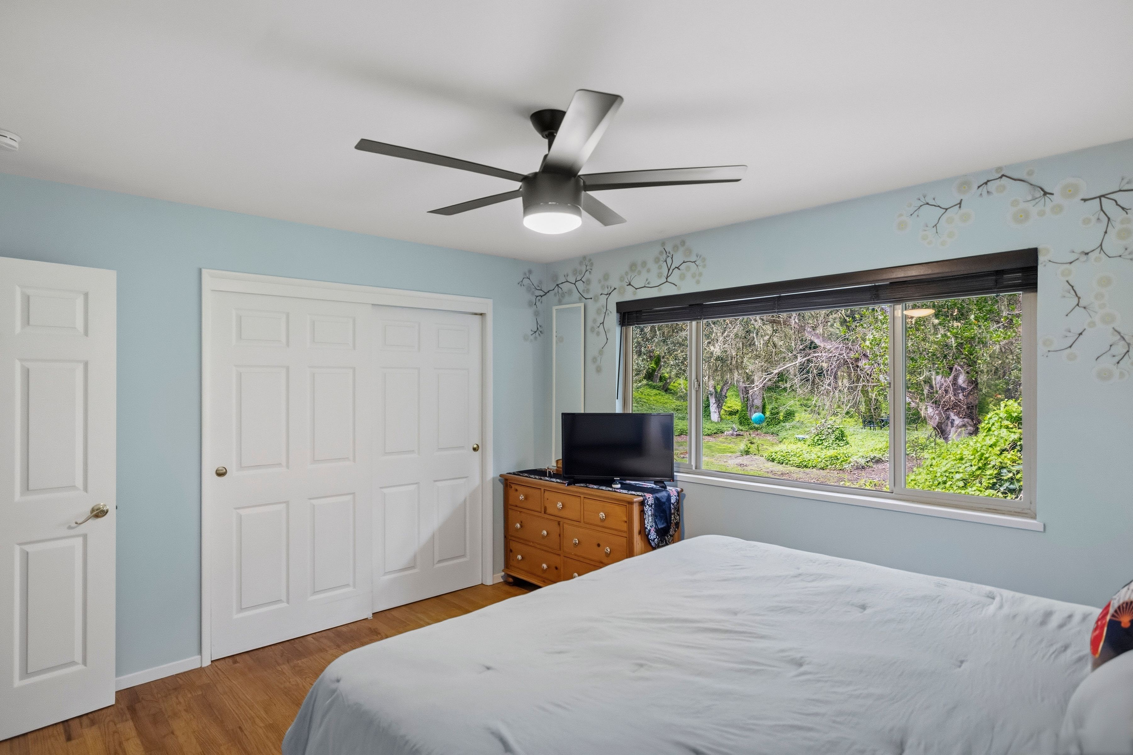  25193 Flanders Drive, Carmel - 物件實景