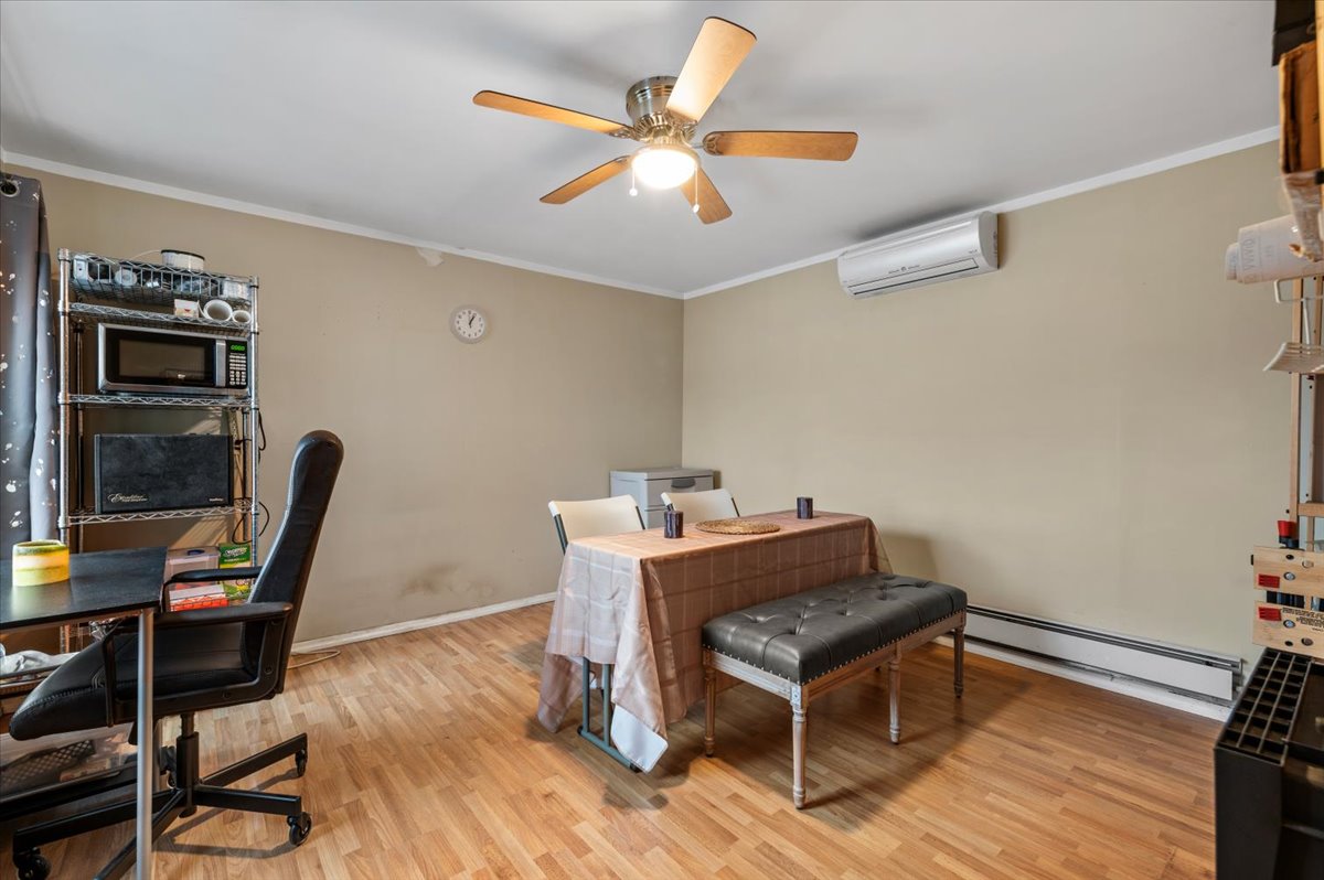 Massapequa, New York, 11758, United States, 5 Bedrooms Bedrooms, ,2 BathroomsBathrooms,Residential,For Sale,1930623