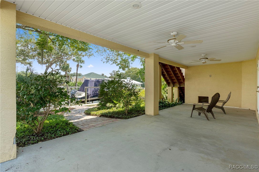 Crystal River, Florida, 34428, United States, 3 Bedrooms Bedrooms, ,3 BathroomsBathrooms,Residential,For Sale,1980495
