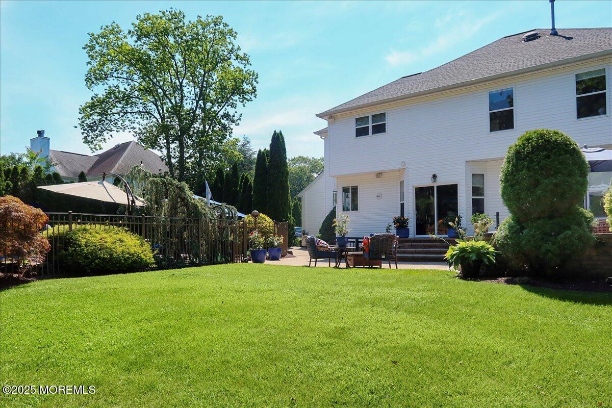 Howell, New Jersey, 07731, United States, 4 Bedrooms Bedrooms, ,3 BathroomsBathrooms,Residential,For Sale,1902992