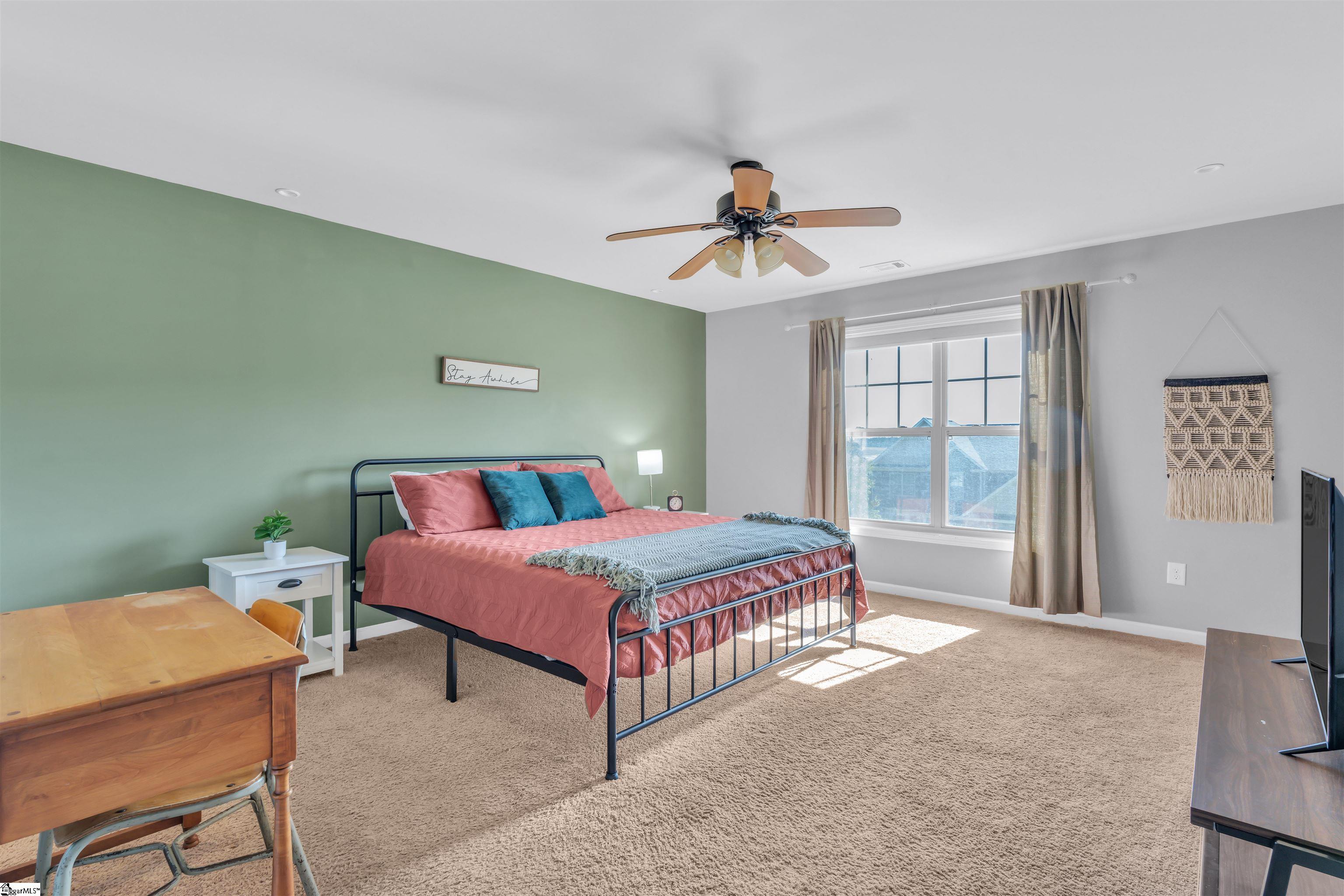 Simpsonville, South Carolina, 29681, United States, 4 Bedrooms Bedrooms, ,4 BathroomsBathrooms,Residential,For Sale,1948001