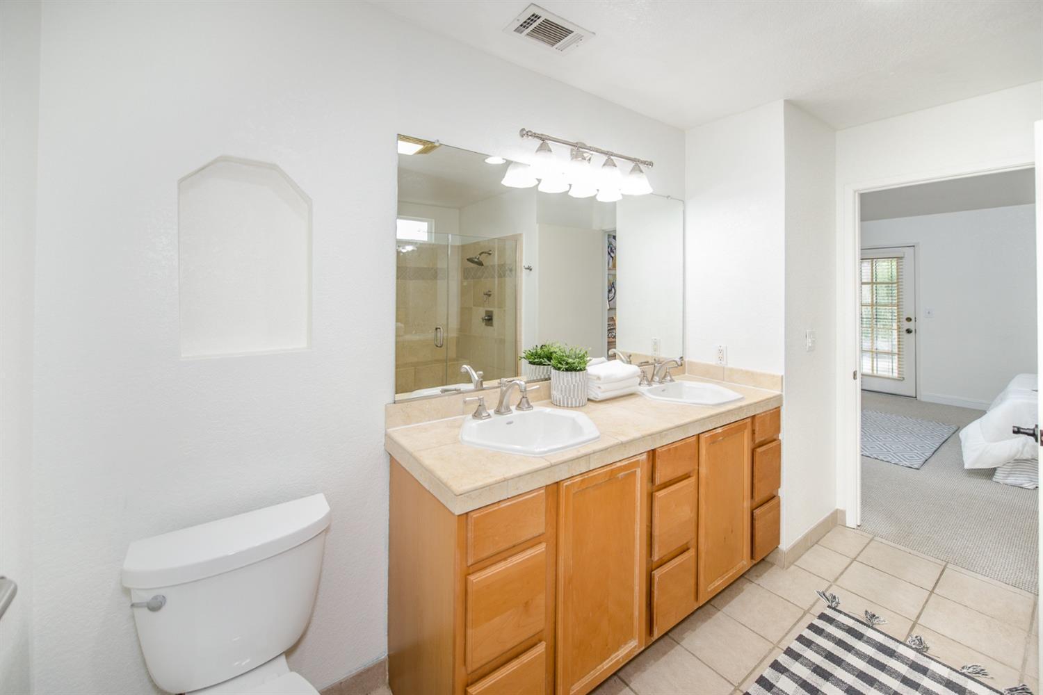 Woodland, California, 95695, United States, 3 Bedrooms Bedrooms, ,2 BathroomsBathrooms,Residential,For Sale,1847457