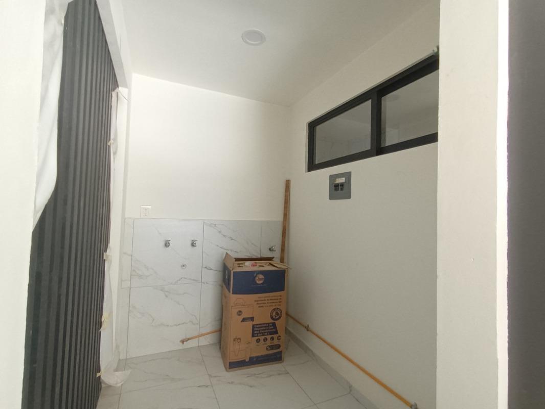 Benito Juarez, Tlalnepantla de Baz, Estado de México, 54055, Mexico, 2 Bedrooms Bedrooms, ,2 BathroomsBathrooms,Residential,For Sale,Benito Juarez,1443298