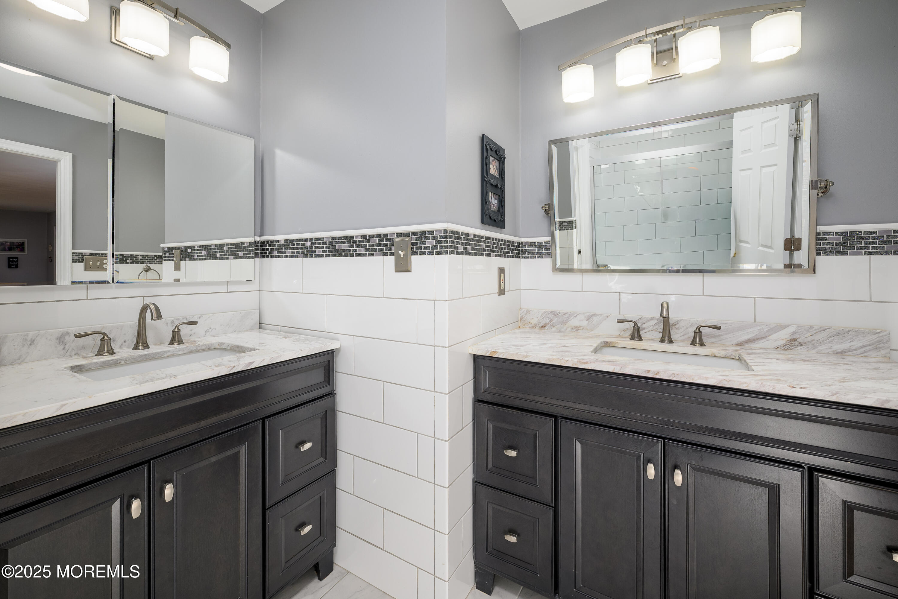 Manalapan, New Jersey, 07726, United States, 4 Bedrooms Bedrooms, ,3 BathroomsBathrooms,Residential,For Sale,2003393