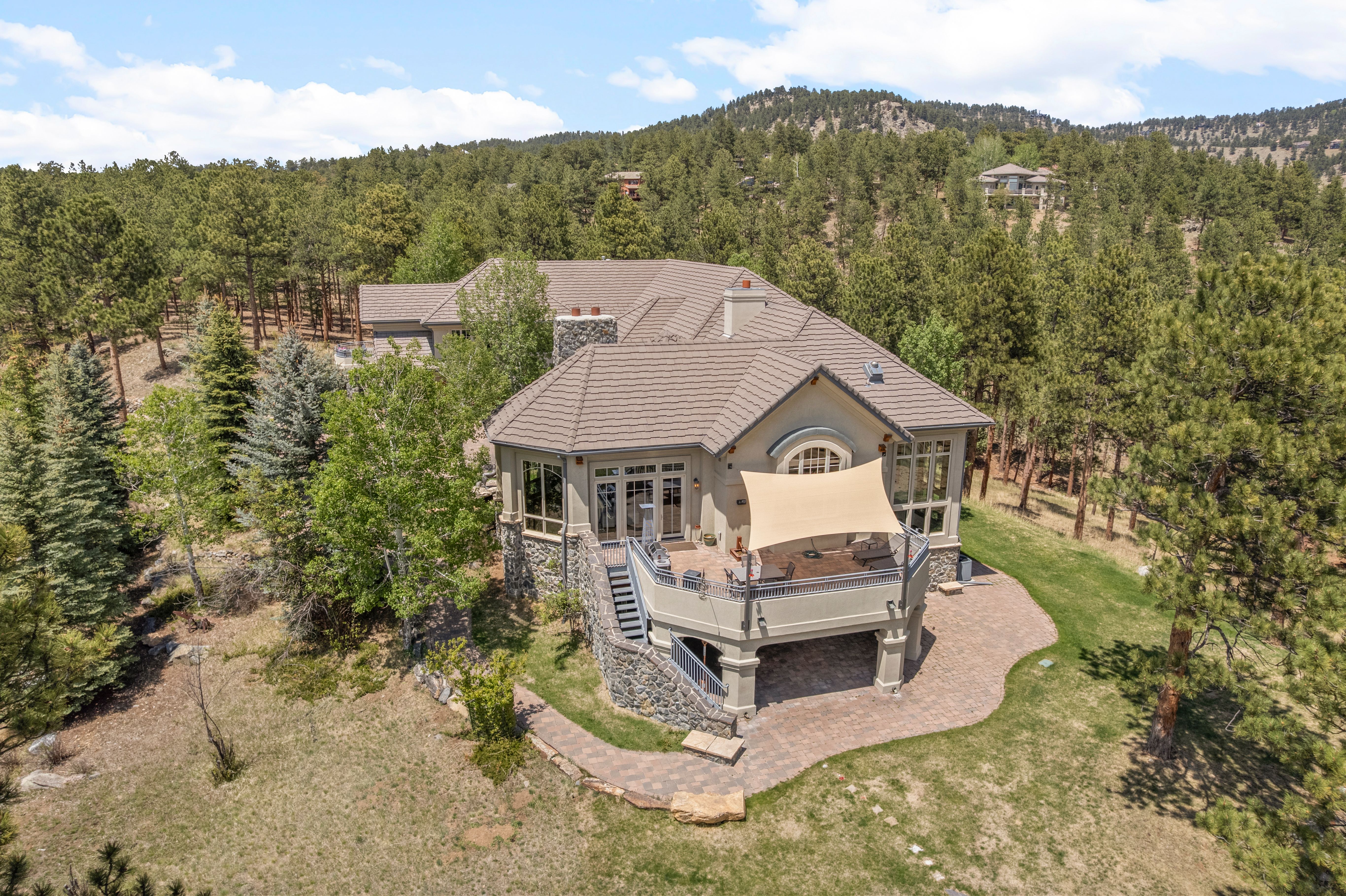  Extraordinary Custom Estate - 物件實景