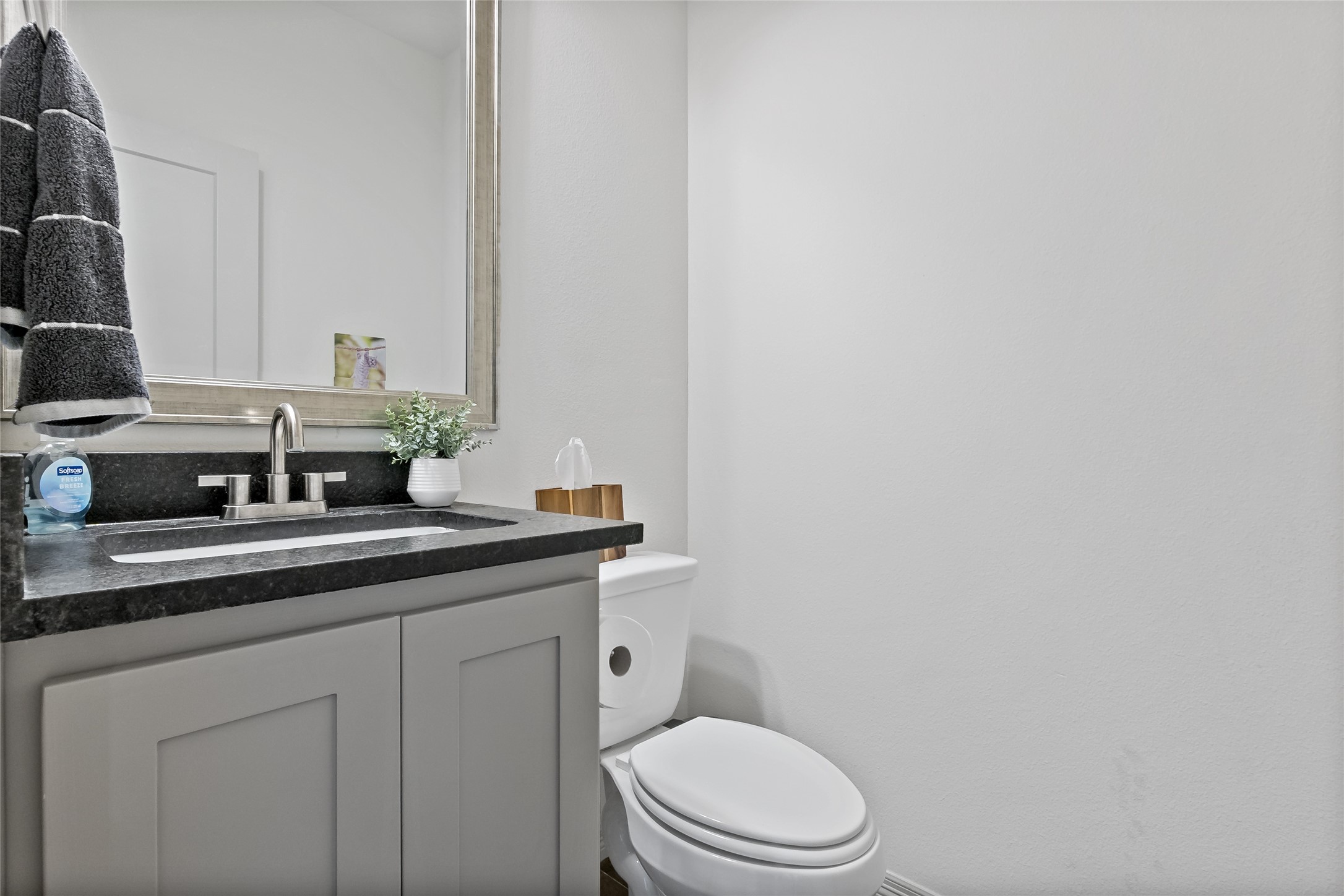 College Station, Texas, 77840, United States, 6 Bedrooms Bedrooms, ,7 BathroomsBathrooms,Residential,For Sale,1989184