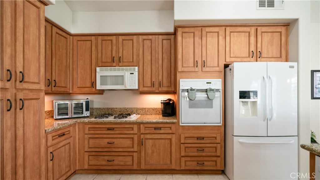 Palm Desert, California, 92211, United States, 3 Bedrooms Bedrooms, ,2 BathroomsBathrooms,Residential,For Sale,1979954