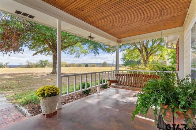 Lindale, Texas, 75771, United States, 3 Bedrooms Bedrooms, ,3 BathroomsBathrooms,Residential,For Sale,1995142