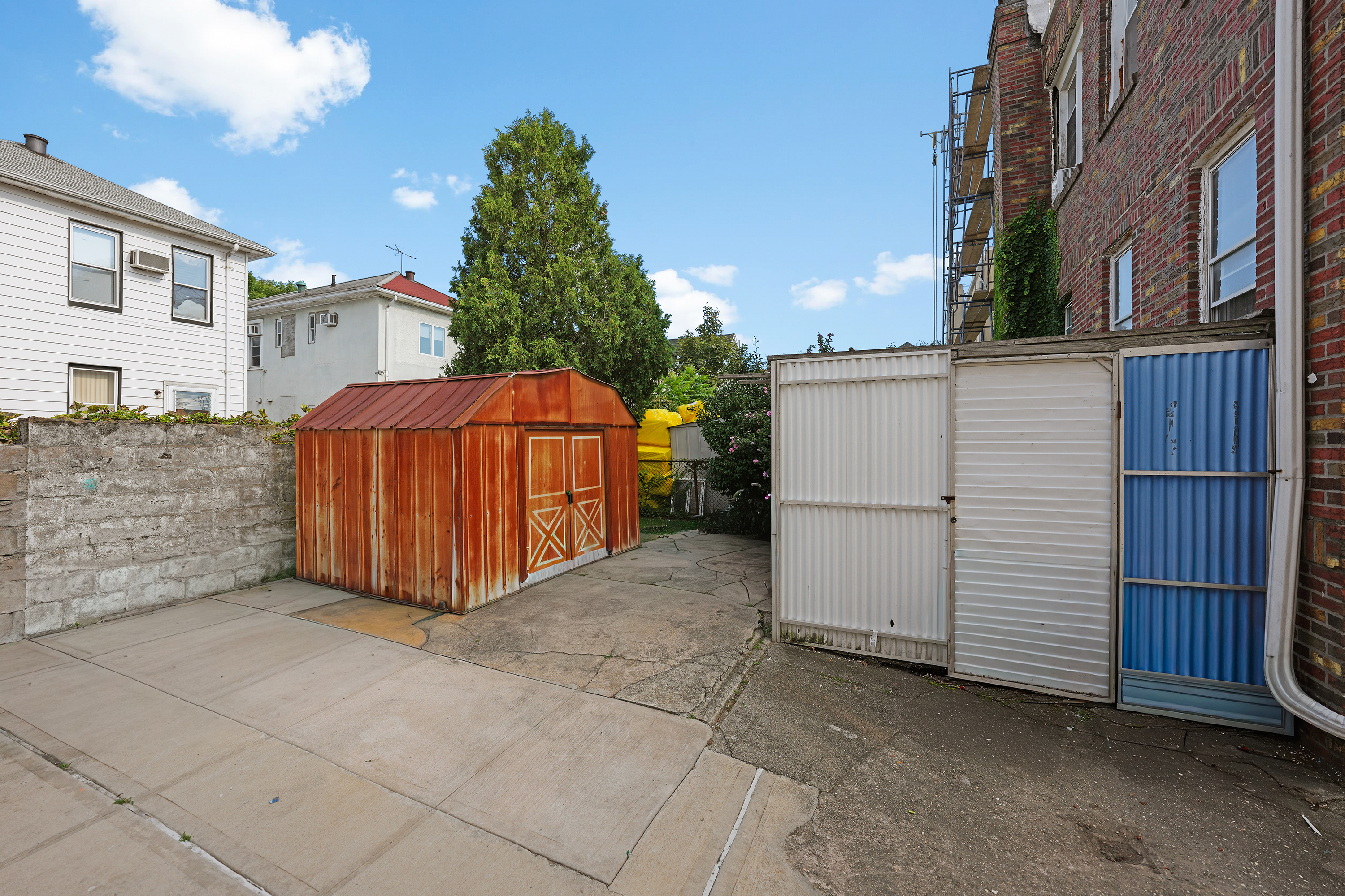 Brooklyn, New York, 11230, United States, 6 Bedrooms Bedrooms, ,2 BathroomsBathrooms,Residential,For Sale,1943875