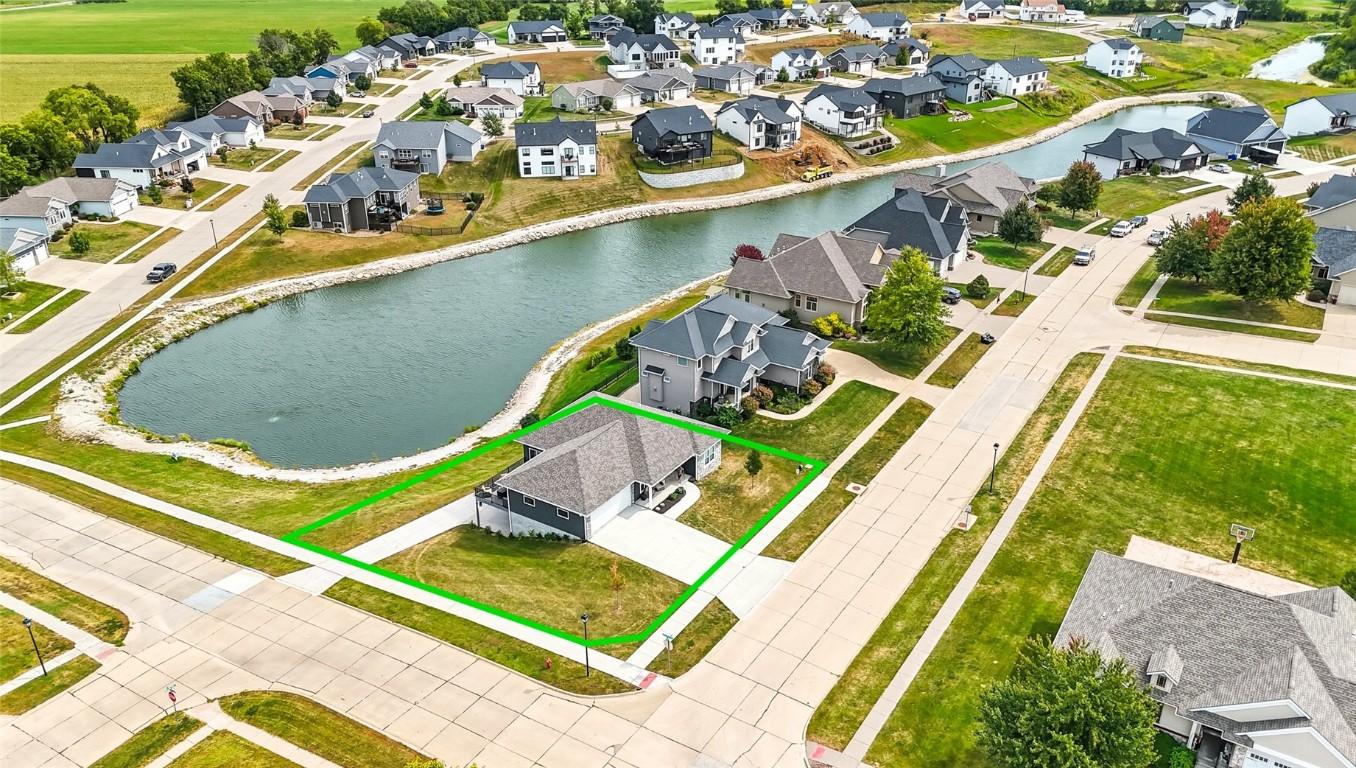 Solon, Iowa, 52333, United States, 4 Bedrooms Bedrooms, ,3 BathroomsBathrooms,Residential,For Sale,1975943