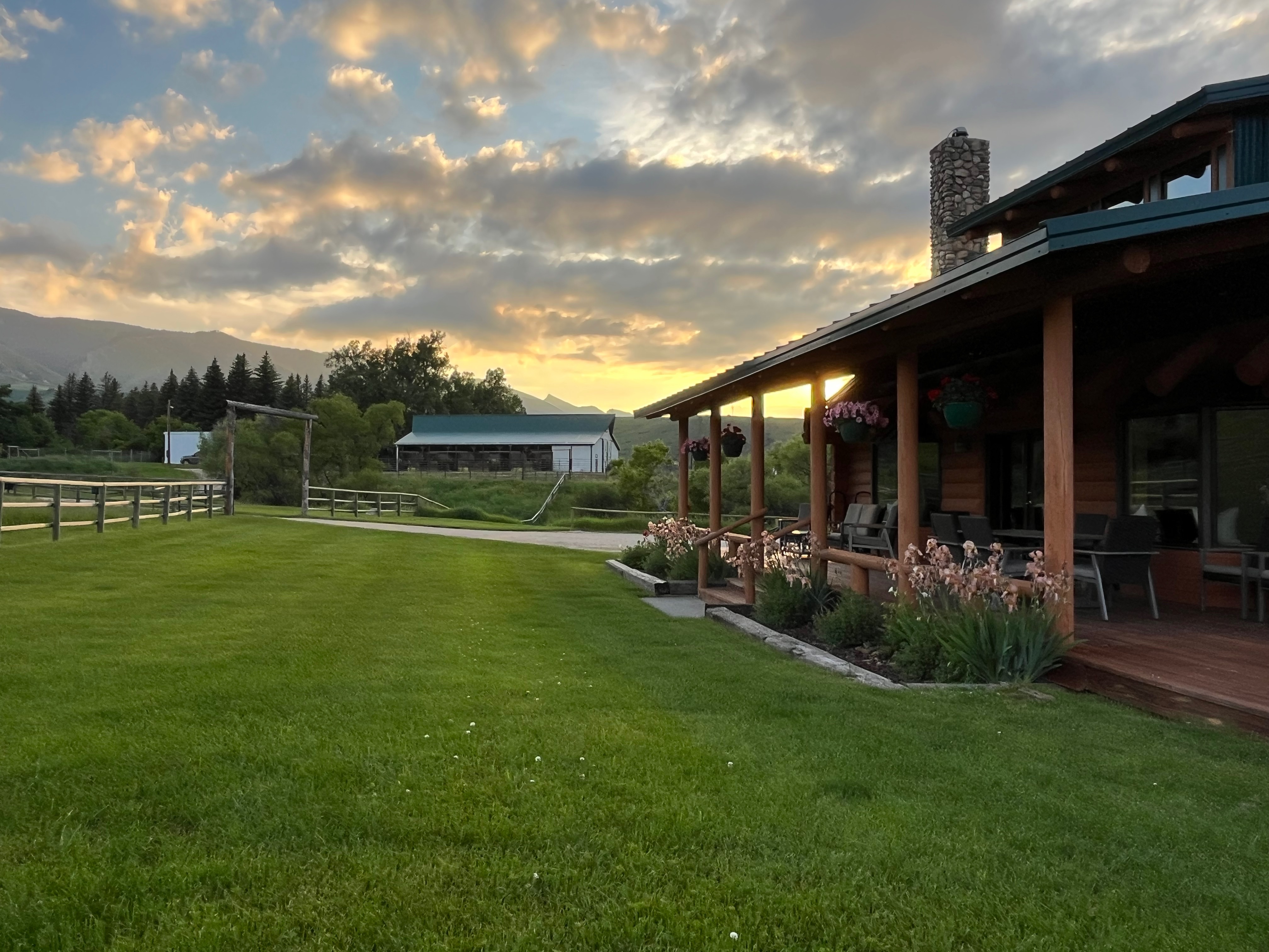 Big Horn, Wyoming, 82833, United States, ,Residential,For Sale,1887054