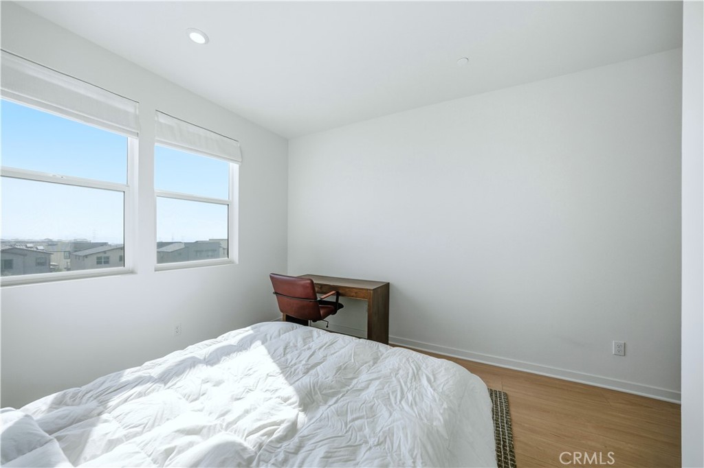 Fontana, California, 92336, United States, 4 Bedrooms Bedrooms, ,3 BathroomsBathrooms,Residential,For Sale,1995371