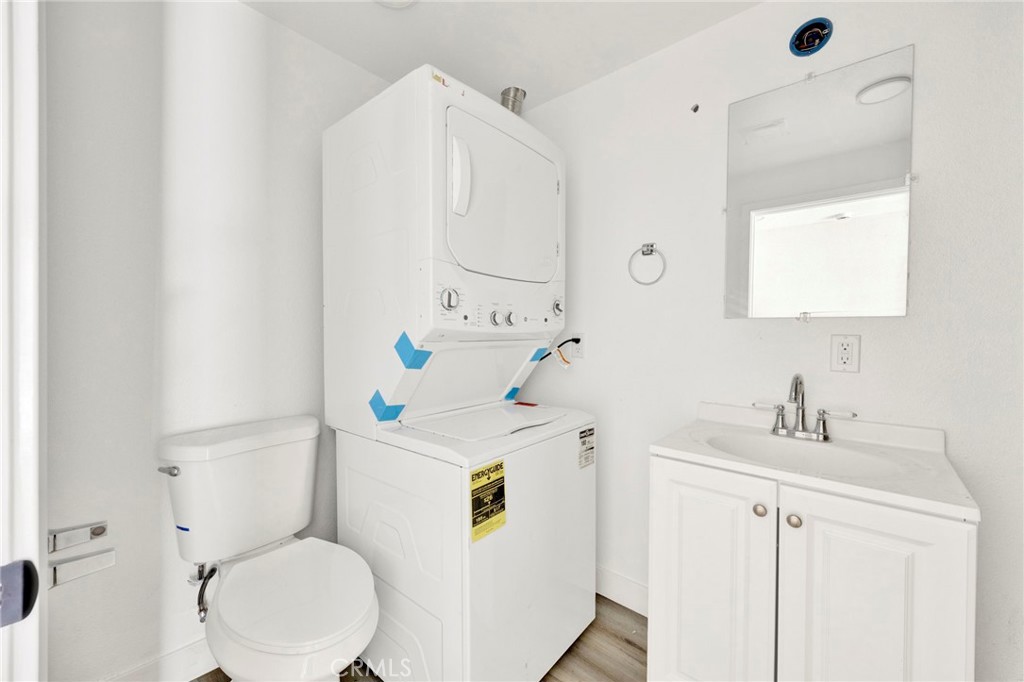 Pasadena, California, 91106, United States, ,Residential,For Sale,1895777