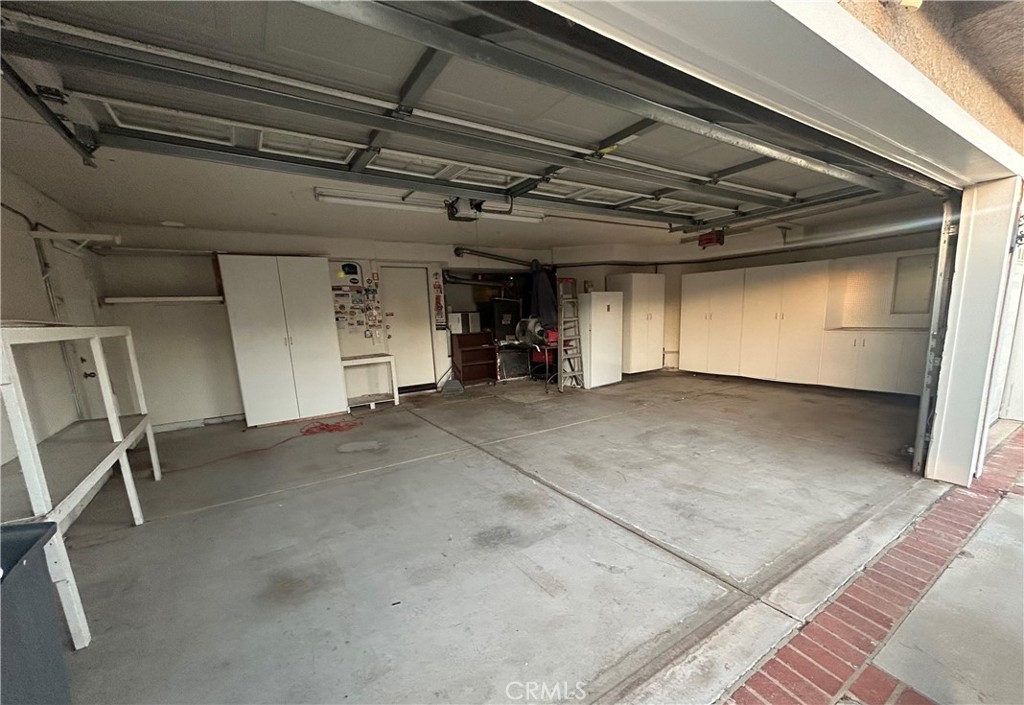 Fontana, California, 92336, United States, 4 Bedrooms Bedrooms, ,3 BathroomsBathrooms,Residential,For Sale,2022235