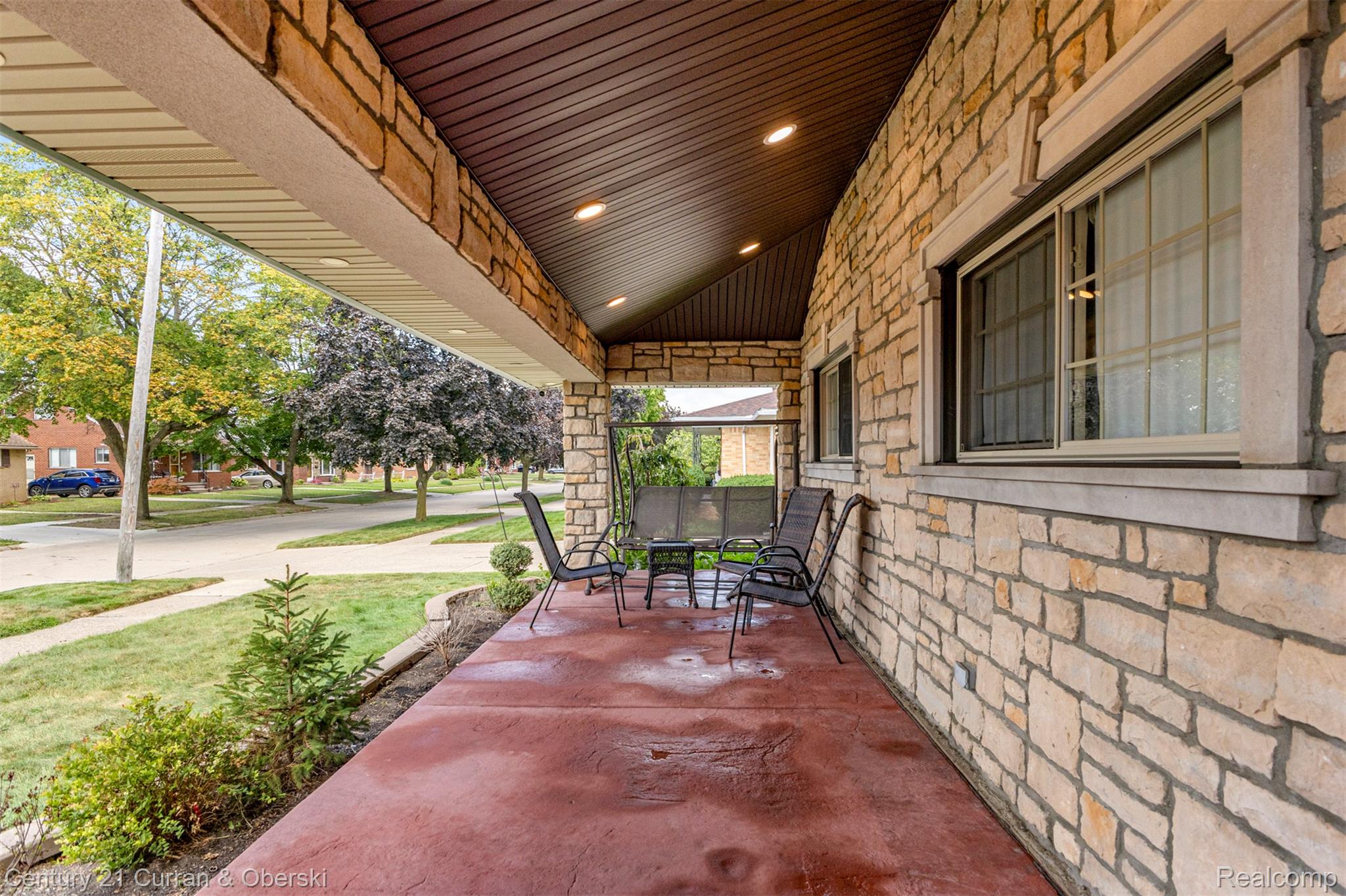 Dearborn Heights, Michigan, 48127, United States, 3 Bedrooms Bedrooms, ,3 BathroomsBathrooms,Residential,For Sale,1979966